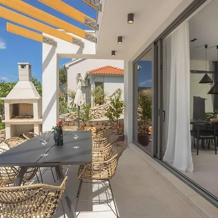 Holiday home Ferienhaus Mit Privatpool Fuer 6 Personen Ca 80 Qm In Bilice, Dalmatien Norddalmatien Sibenik
