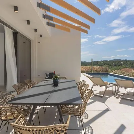 Holiday home Ferienhaus Mit Privatpool Fuer 6 Personen Ca 80 Qm In Bilice, Dalmatien Norddalmatien